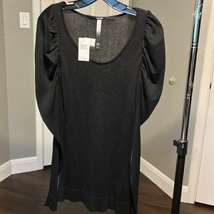 NWT Black lightweight shirred sleeve scoop neck sweater.